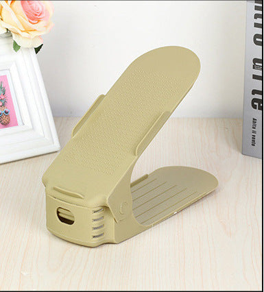 Imagen del producto: Zapatero apilable de plástico · Doble estante